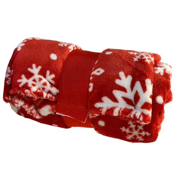 Red Snowflake Fleece Blanket - Picture 1 of 2